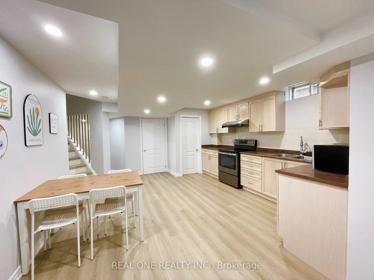 485, English Rose, 1018 - WC Wedgewood Creek, Oakville