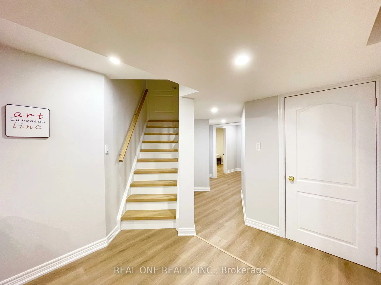 485, English Rose, 1018 - WC Wedgewood Creek, Oakville