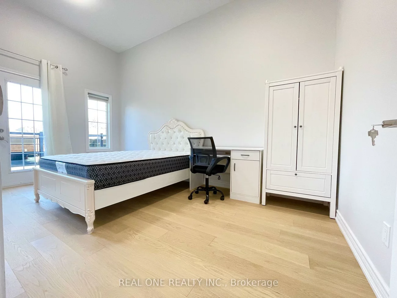 485, English Rose, 1018 - WC Wedgewood Creek, Oakville