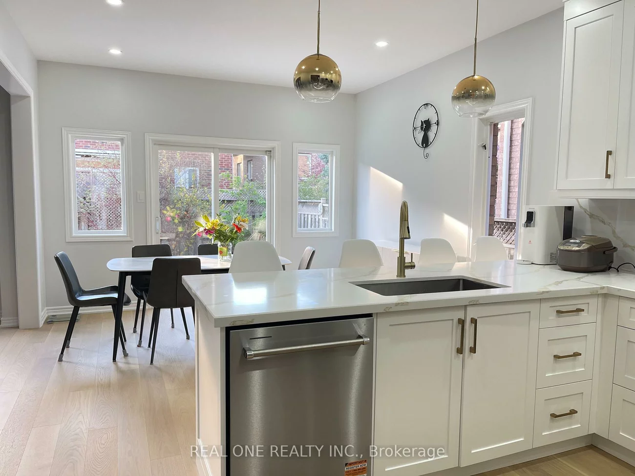 485, English Rose, 1018 - WC Wedgewood Creek, Oakville