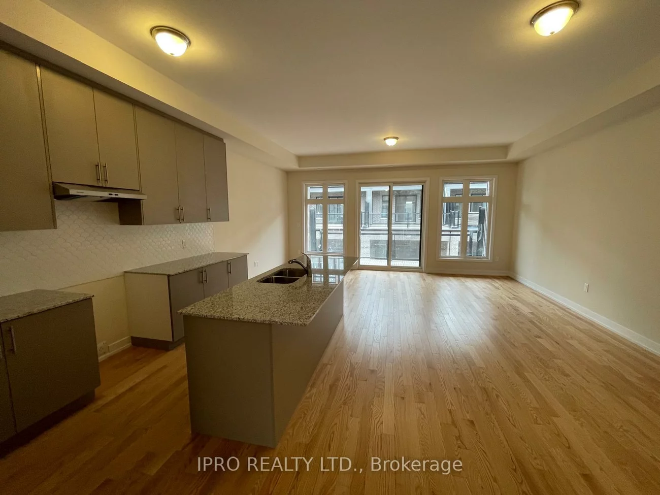 3082, Meadowridge, 1010 - JM Joshua Meadows, Oakville