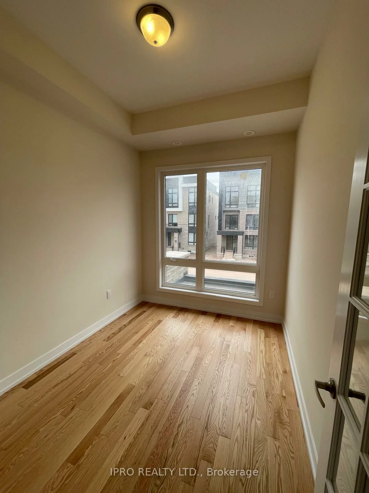 3082, Meadowridge, 1010 - JM Joshua Meadows, Oakville