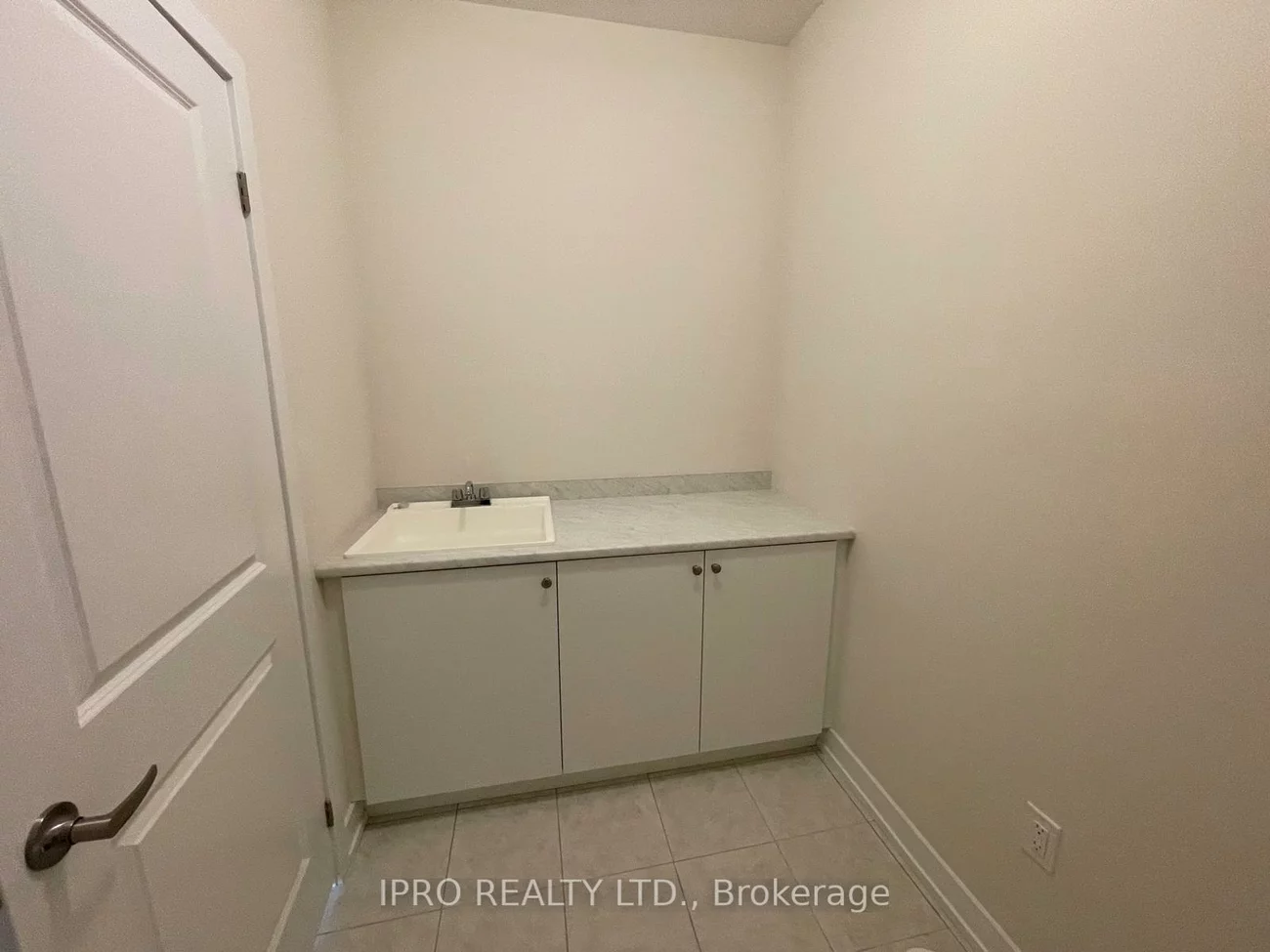 3082, Meadowridge, 1010 - JM Joshua Meadows, Oakville