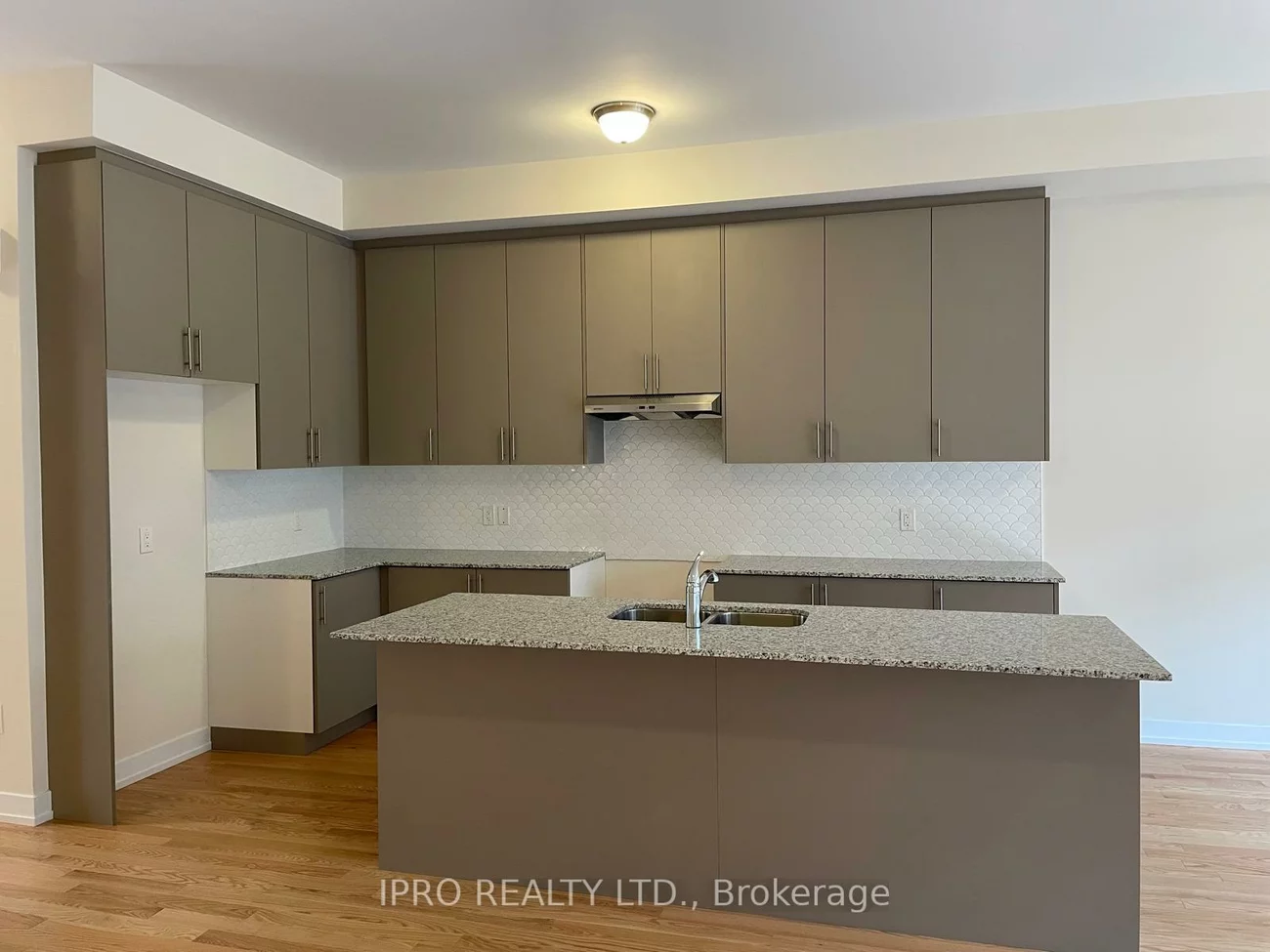 3082, Meadowridge, 1010 - JM Joshua Meadows, Oakville