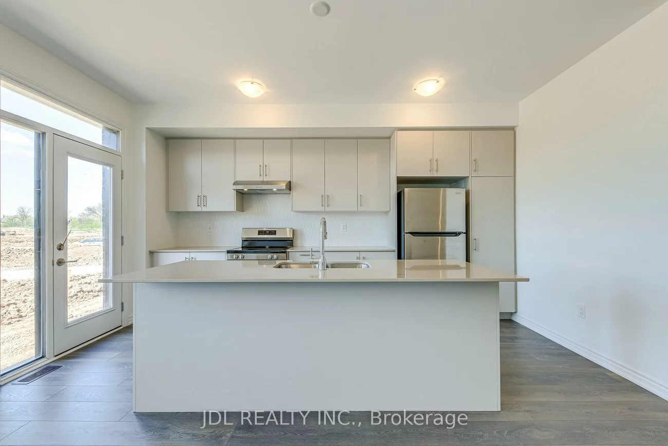 3066, Robert Lamb, 1010 - JM Joshua Meadows, Oakville