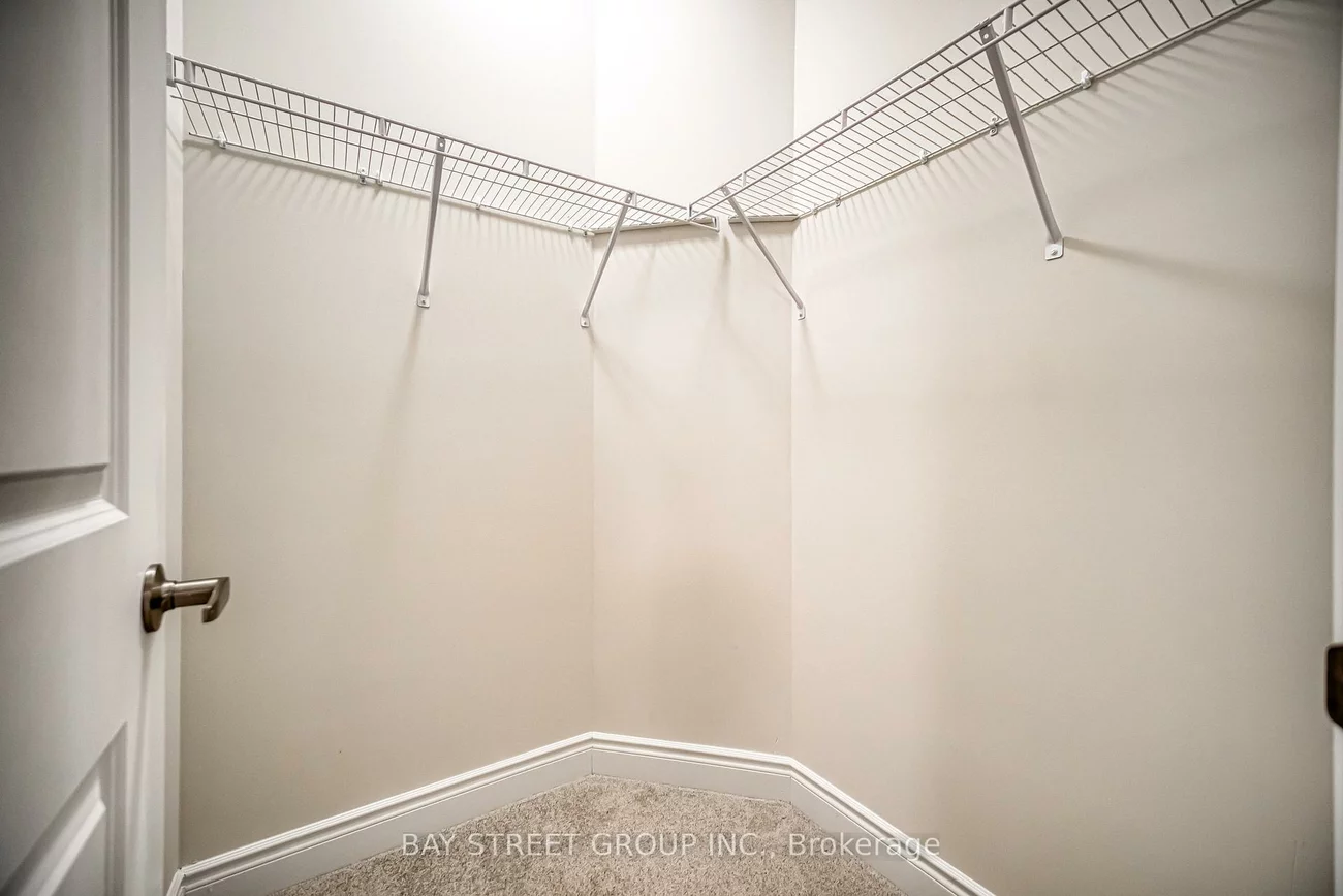 1411, Courtleigh, 1010 - JM Joshua Meadows, Oakville
