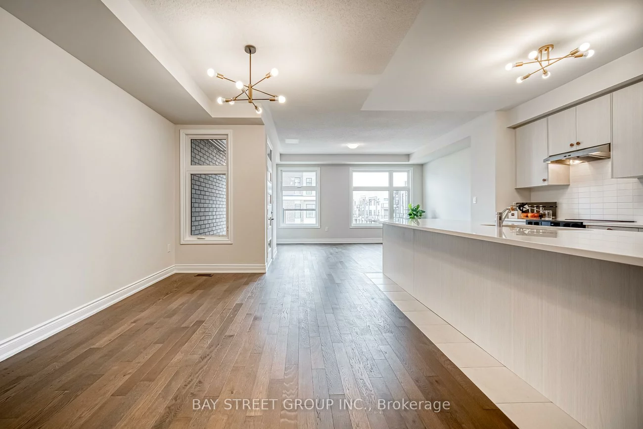 1411, Courtleigh, 1010 - JM Joshua Meadows, Oakville