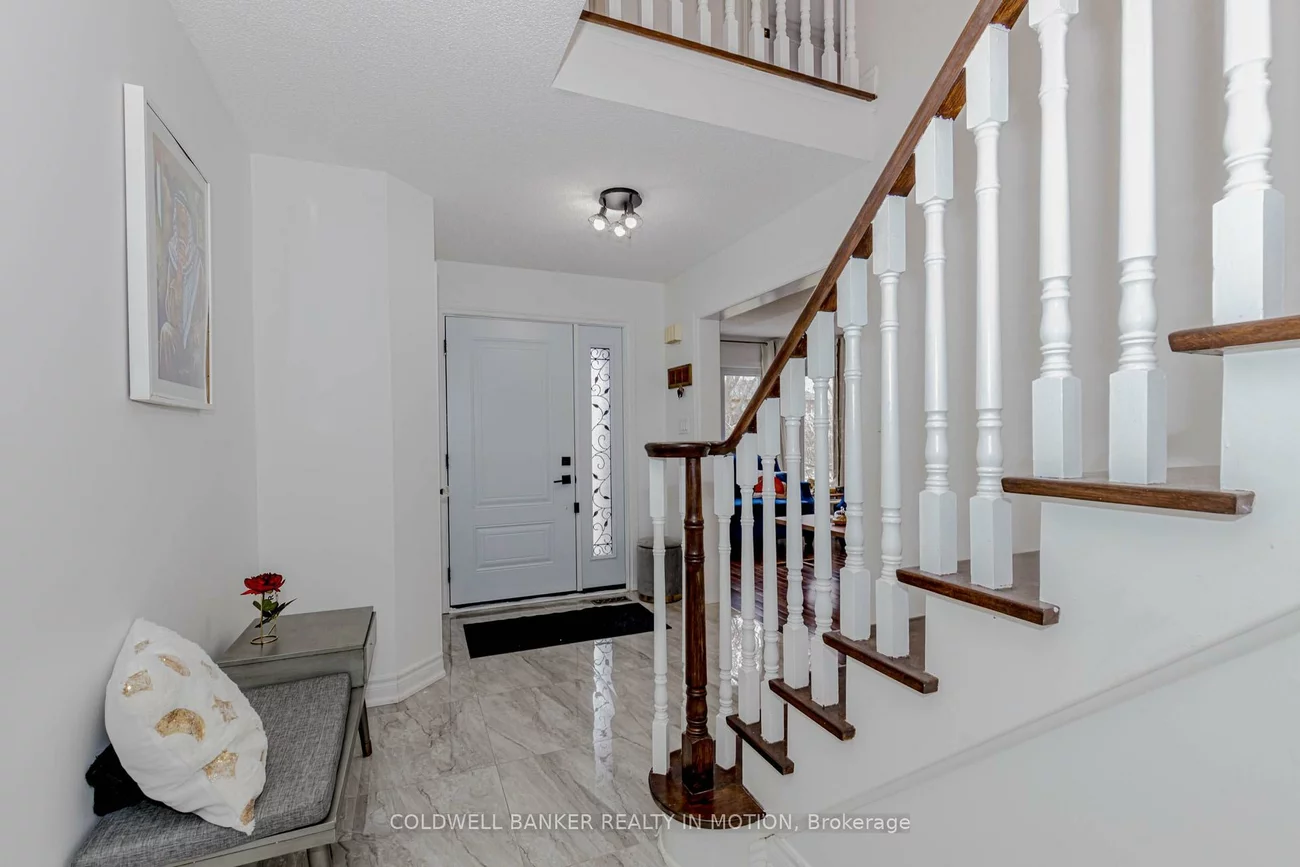 42, River Glen Blvd, 1015 - RO River Oaks, Oakville