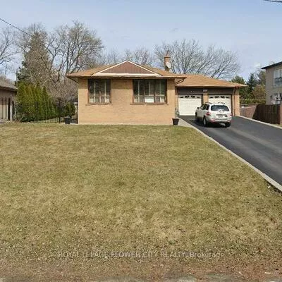 555, Weir, 1020 - WO West, Oakville