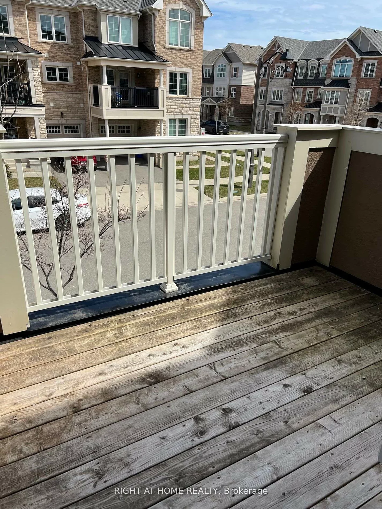 3060, Mistletoe, 1008 - GO Glenorchy, Oakville