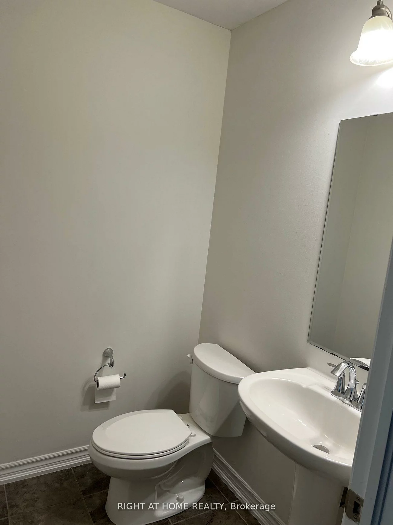 3060, Mistletoe, 1008 - GO Glenorchy, Oakville