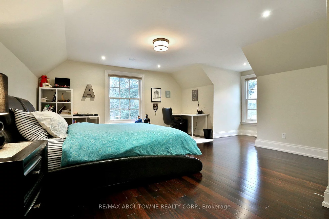 362, Cairncroft, 1011 - MO Morrison, Oakville