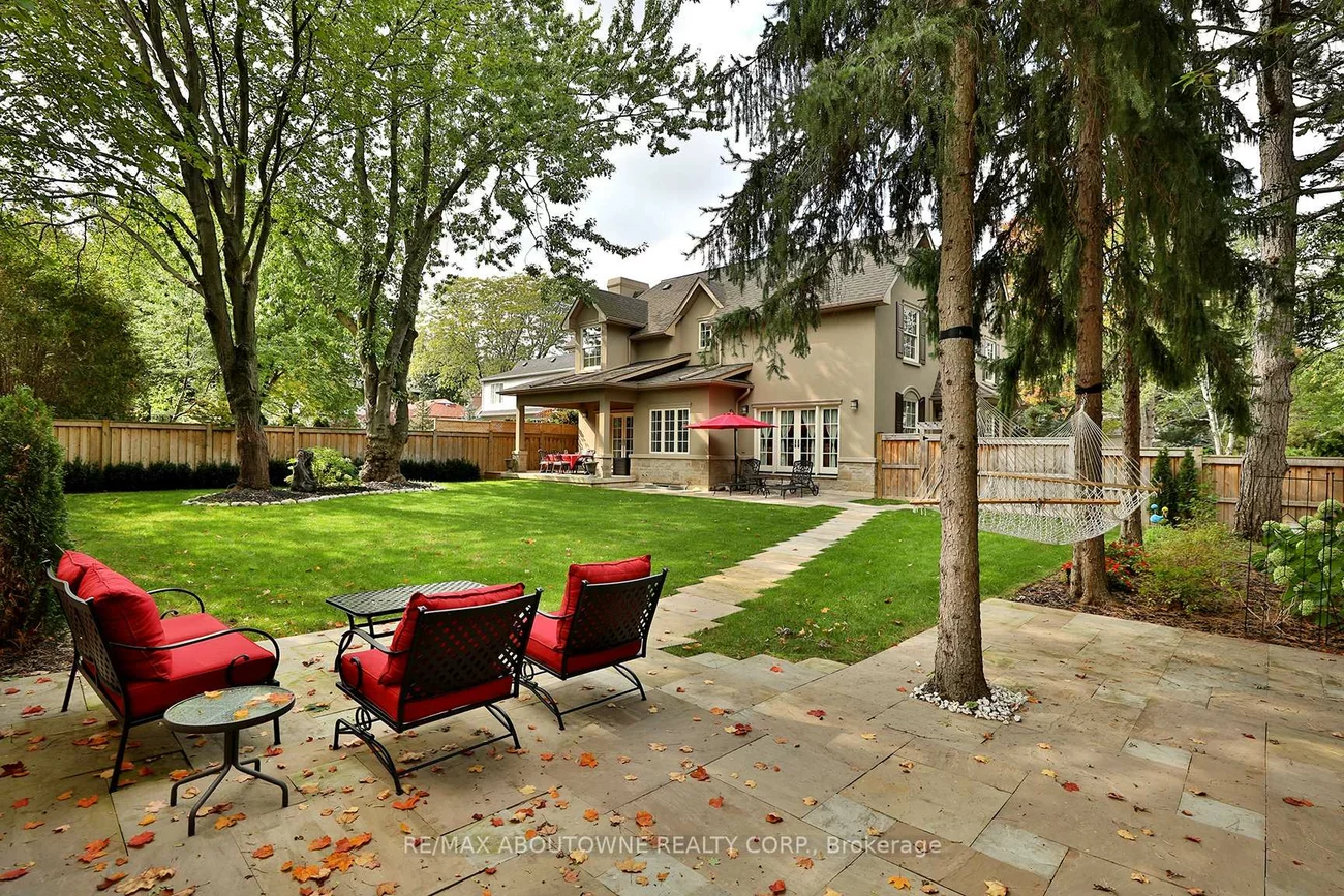 362, Cairncroft, 1011 - MO Morrison, Oakville