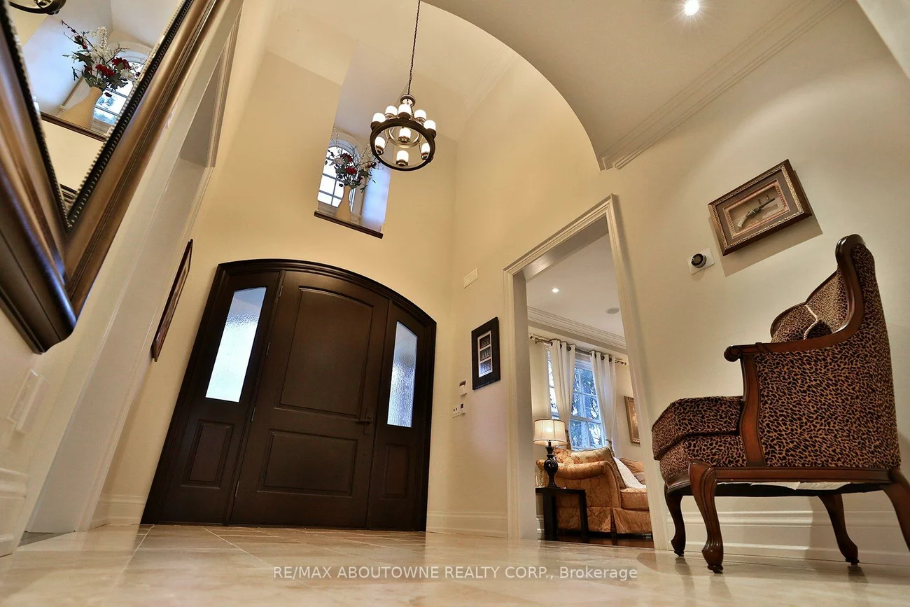 362, Cairncroft, 1011 - MO Morrison, Oakville