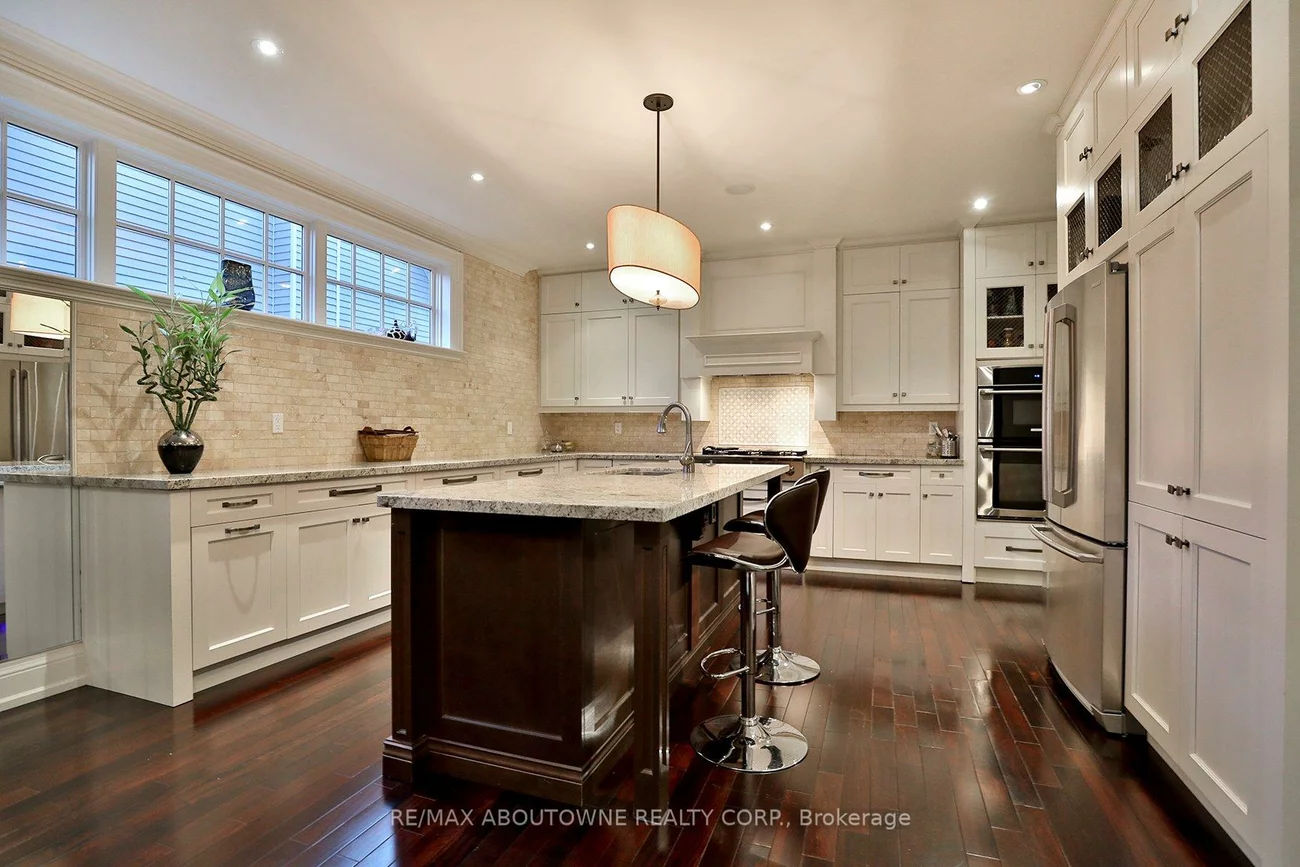 362, Cairncroft, 1011 - MO Morrison, Oakville