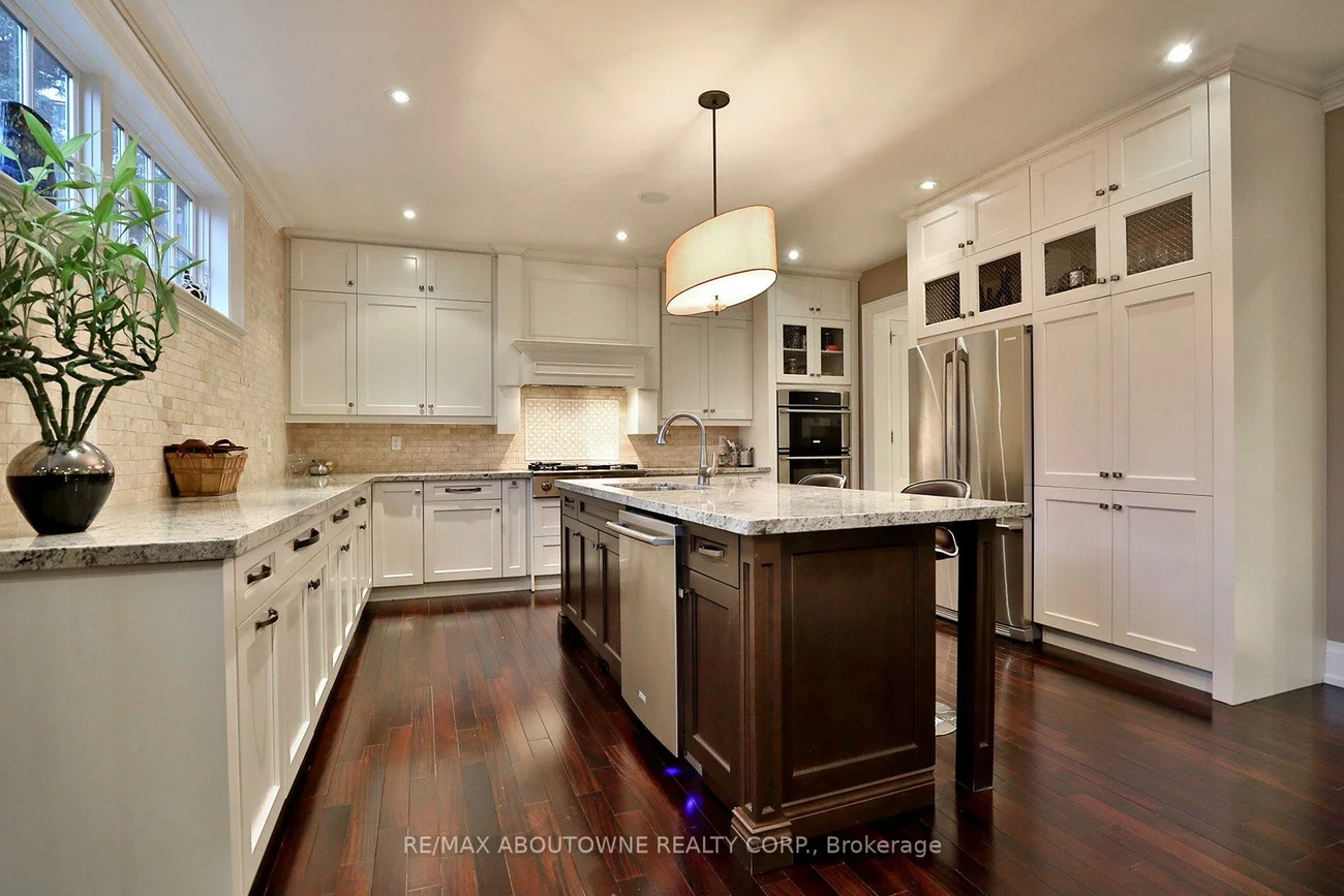 362, Cairncroft, 1011 - MO Morrison, Oakville