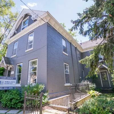 164, Trafalgar, 1013 - OO Old Oakville, Oakville