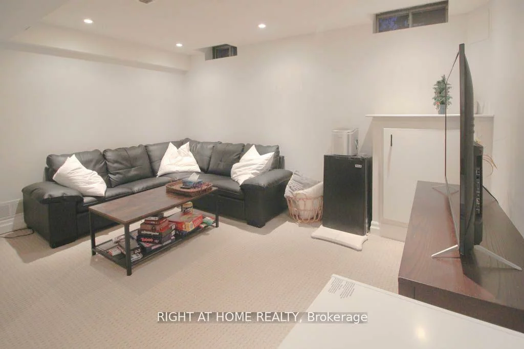 134, Glenashton, 1015 - RO River Oaks, Oakville