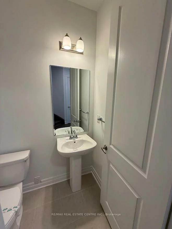 1194, Pelican, 1010 - JM Joshua Meadows, Oakville