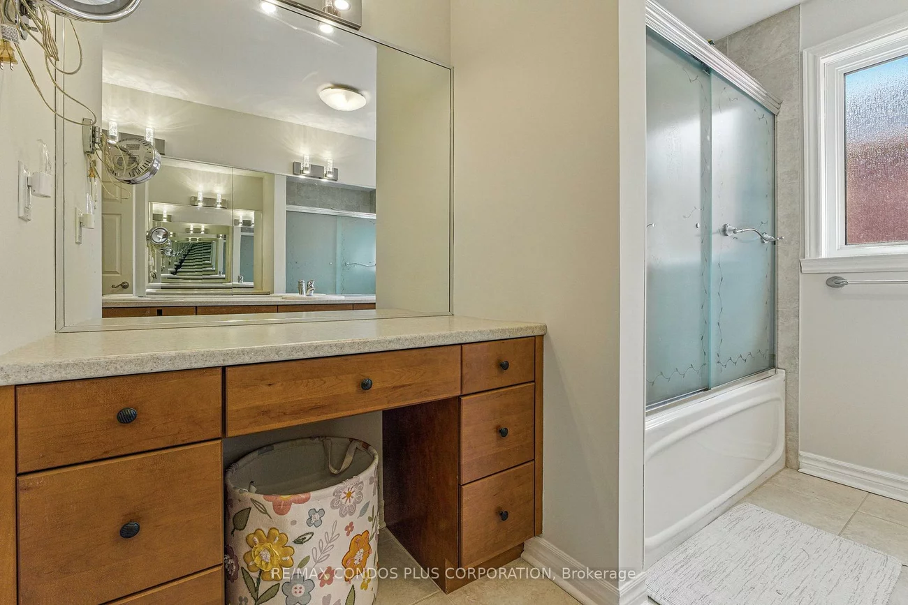 1418, Silversmith, 1007 - GA Glen Abbey, Oakville