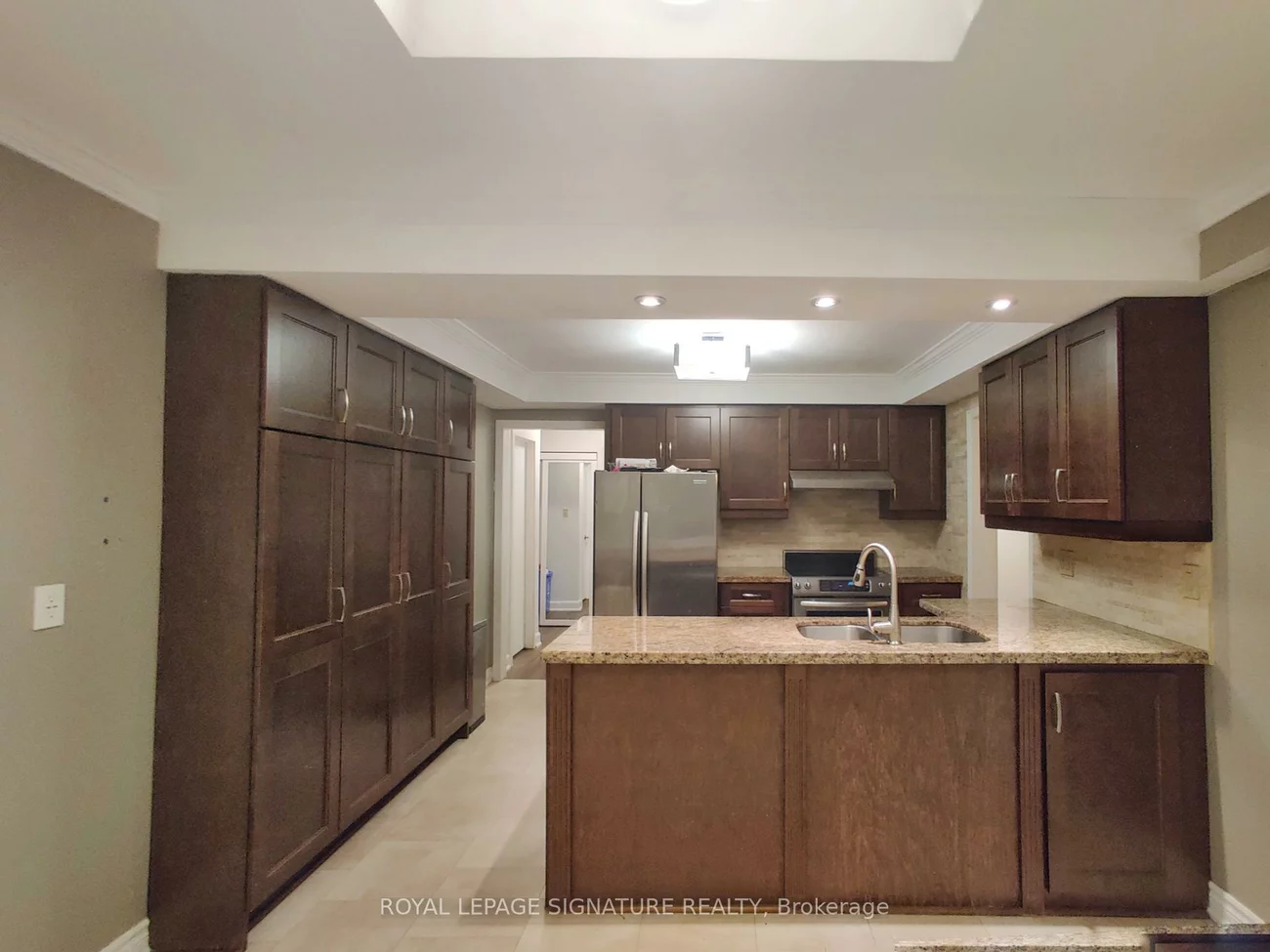 2966, Caradoc, 1004 - CV Clearview, Oakville