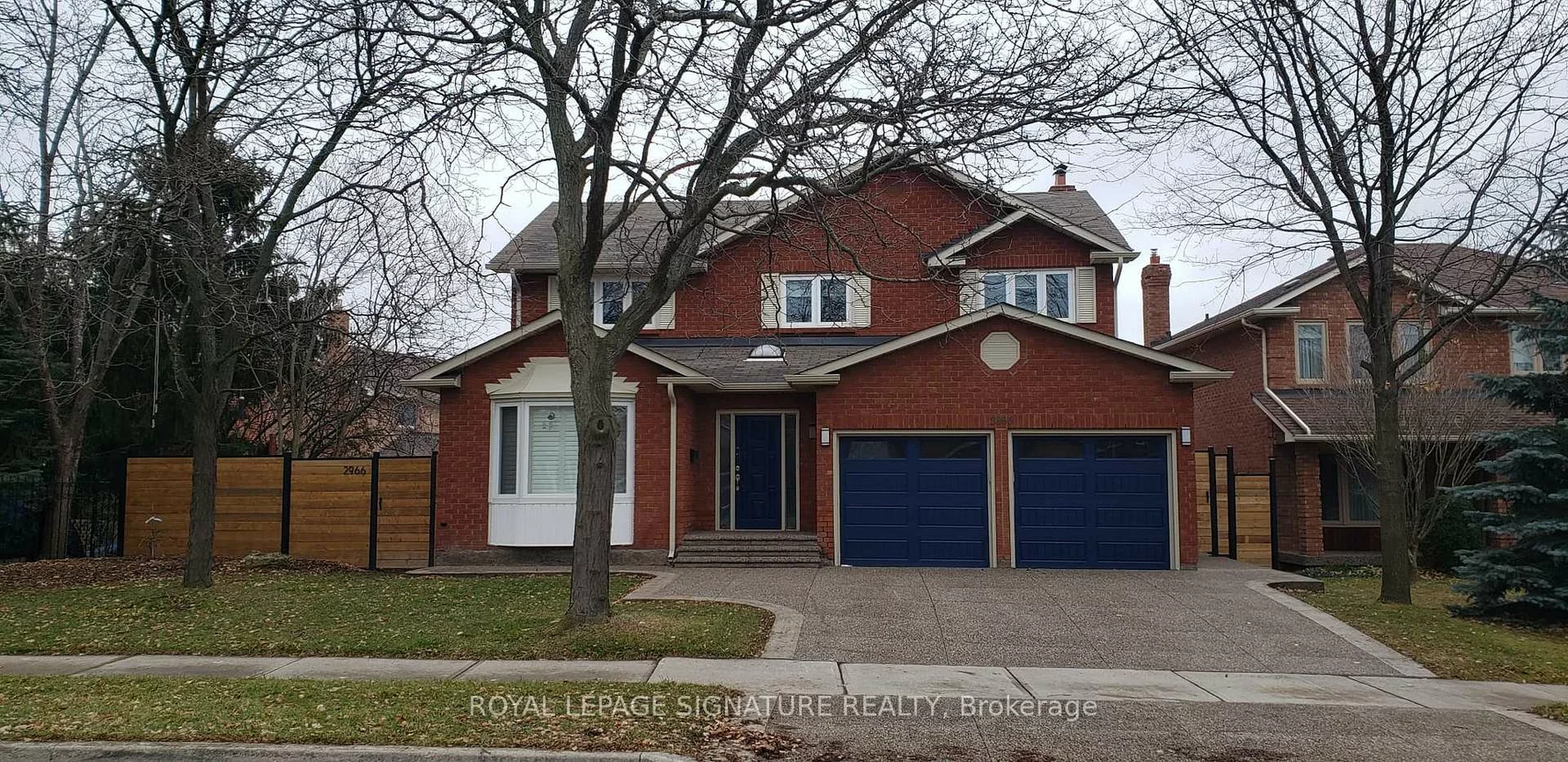 2966, Caradoc, 1004 - CV Clearview, Oakville
