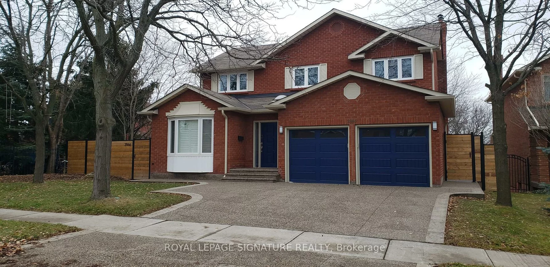 2966, Caradoc, 1004 - CV Clearview, Oakville