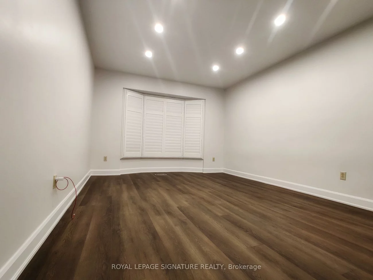 2966, Caradoc, 1004 - CV Clearview, Oakville