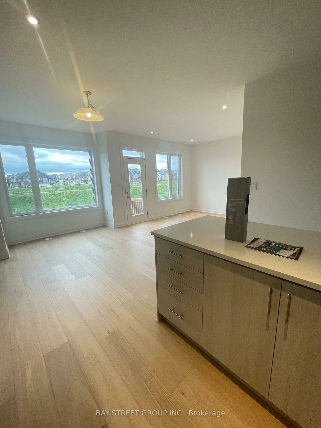 3224, Crystal, 1008 - GO Glenorchy, Oakville