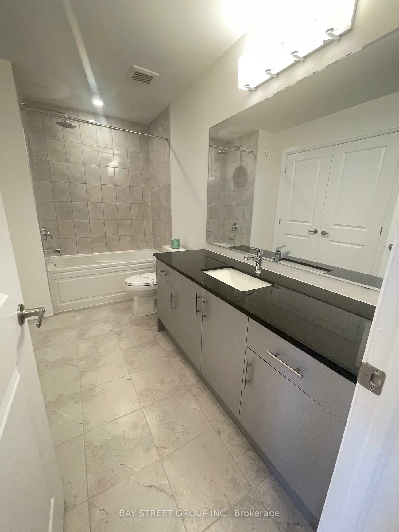 3224, Crystal, 1008 - GO Glenorchy, Oakville