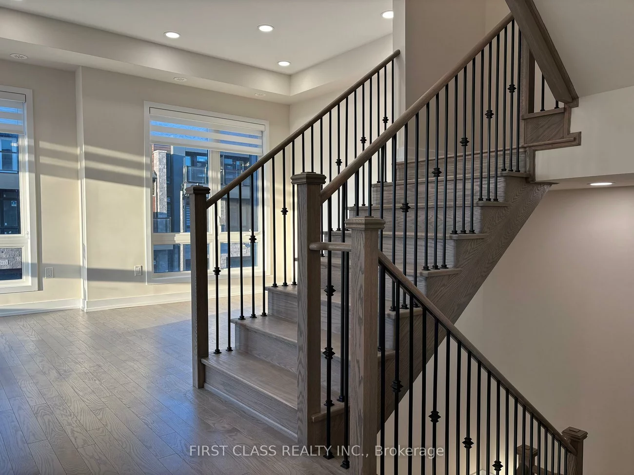 3120, Perkins, 1010 - JM Joshua Meadows, Oakville