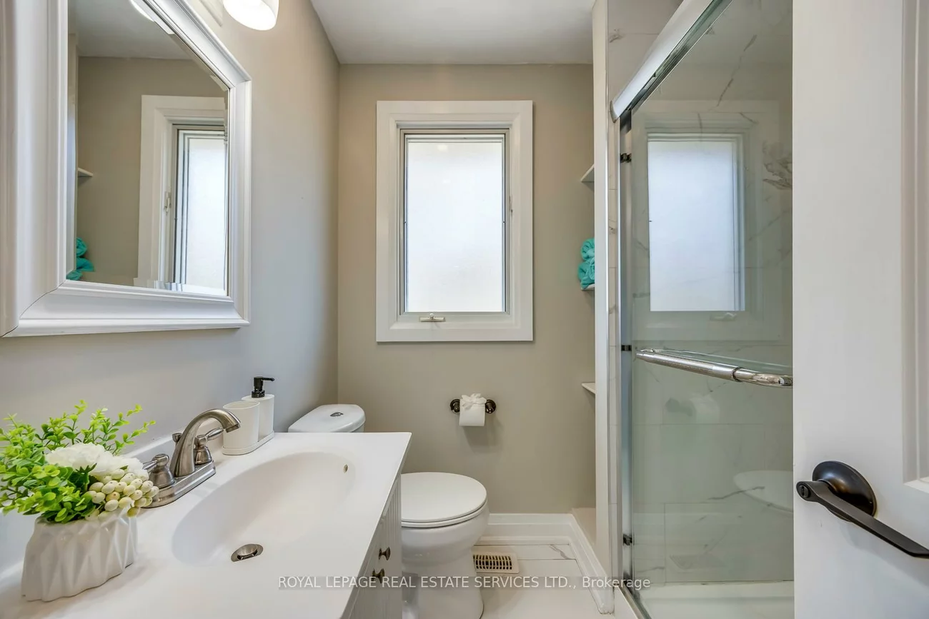 577, Trudale, 1020 - WO West, Oakville