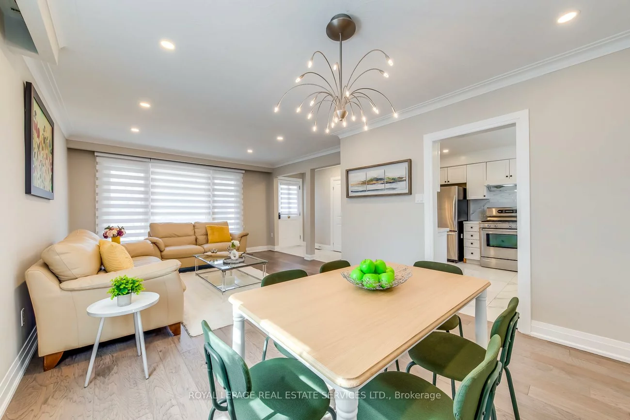 577, Trudale, 1020 - WO West, Oakville