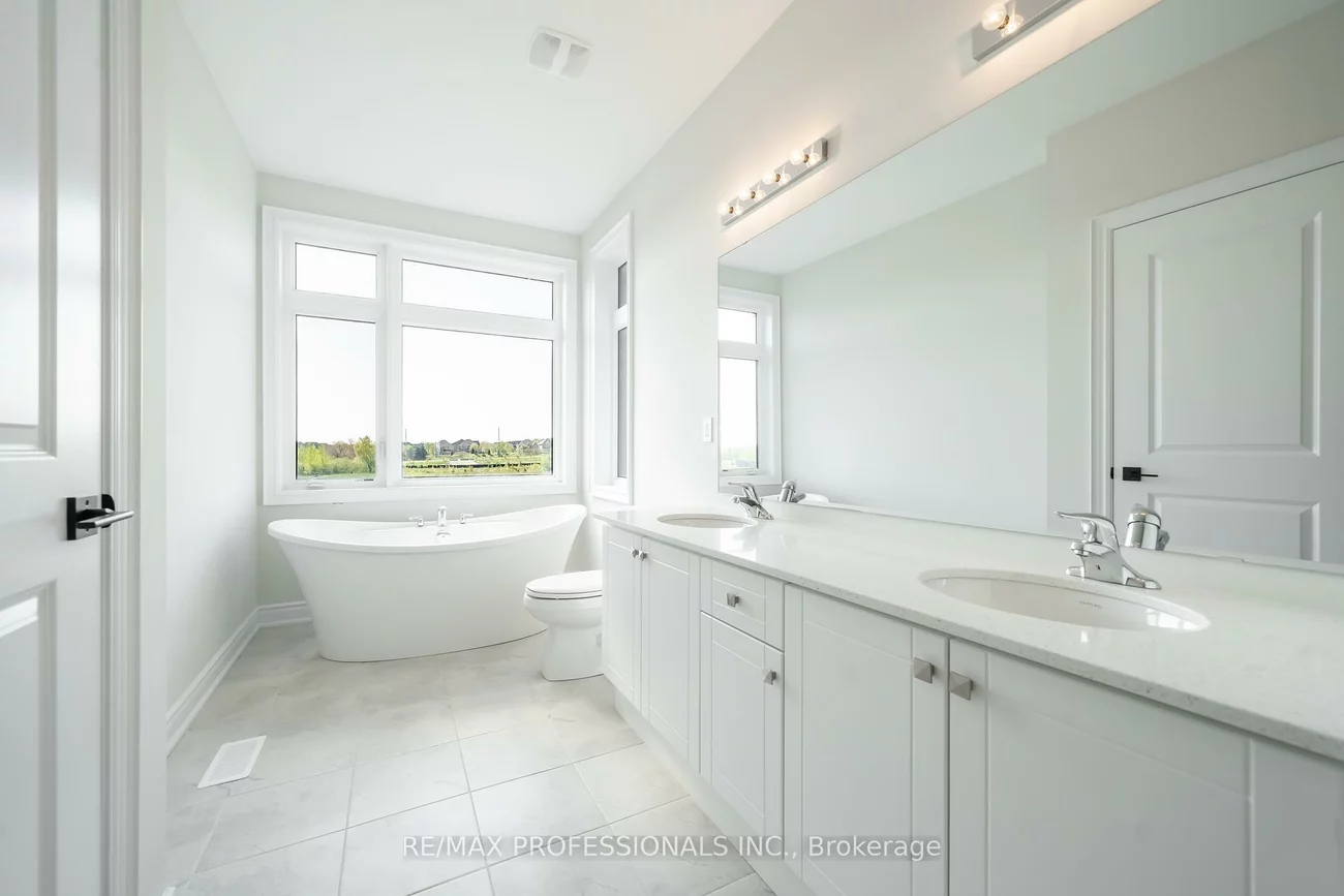 1304, Anthonia, 1010 - JM Joshua Meadows, Oakville
