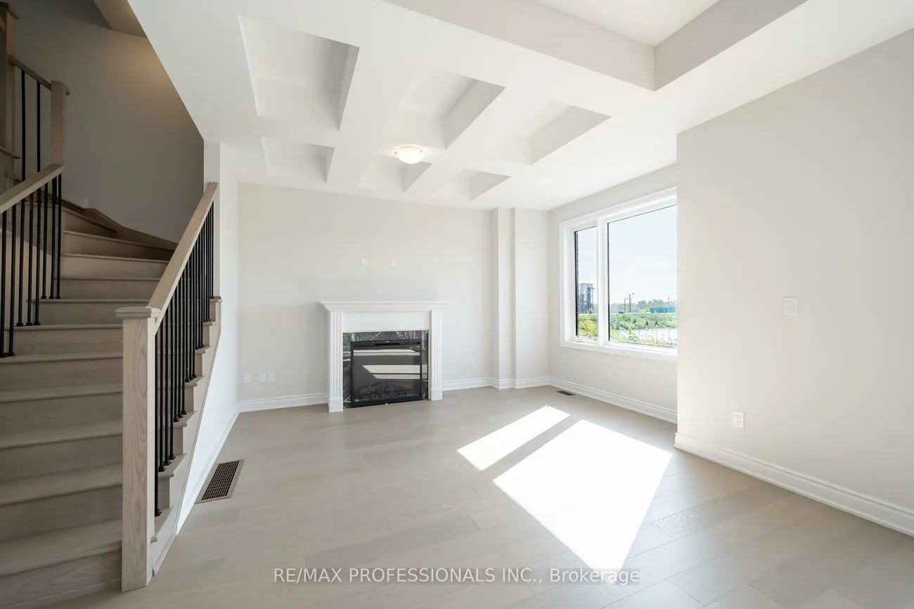 1304, Anthonia, 1010 - JM Joshua Meadows, Oakville