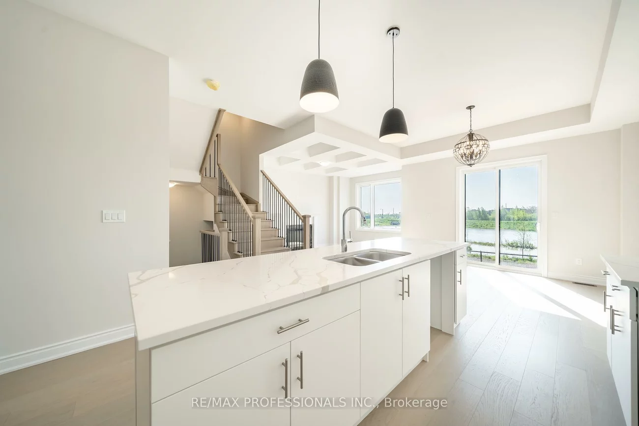 1304, Anthonia, 1010 - JM Joshua Meadows, Oakville