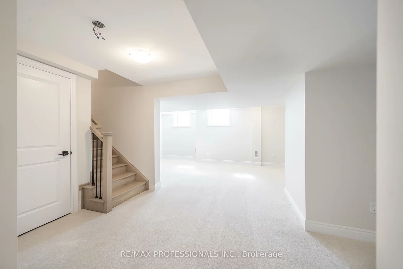 1304, Anthonia, 1010 - JM Joshua Meadows, Oakville