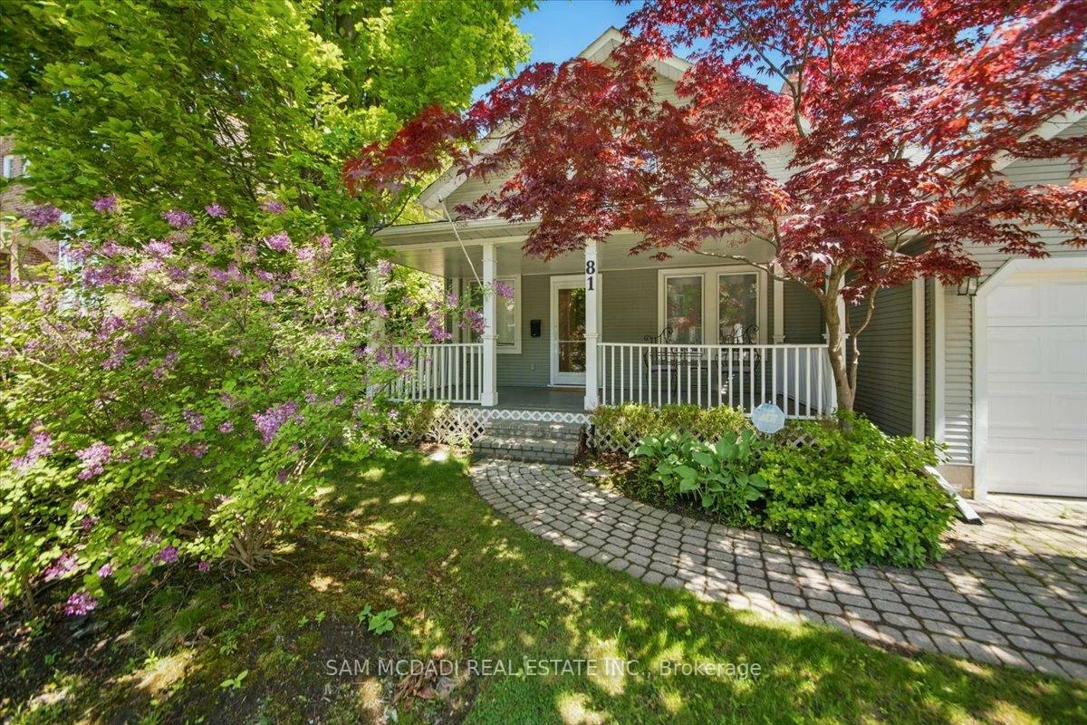 81, Chisholm, 1002 - CO Central, Oakville