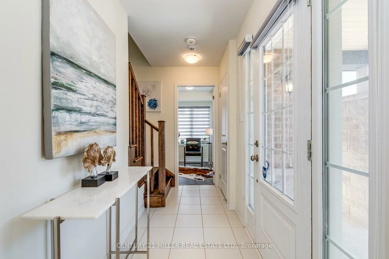 3473, Vernon Powell, 1008 - GO Glenorchy, Oakville