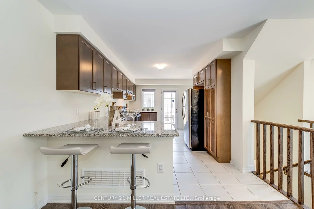 3473, Vernon Powell, 1008 - GO Glenorchy, Oakville