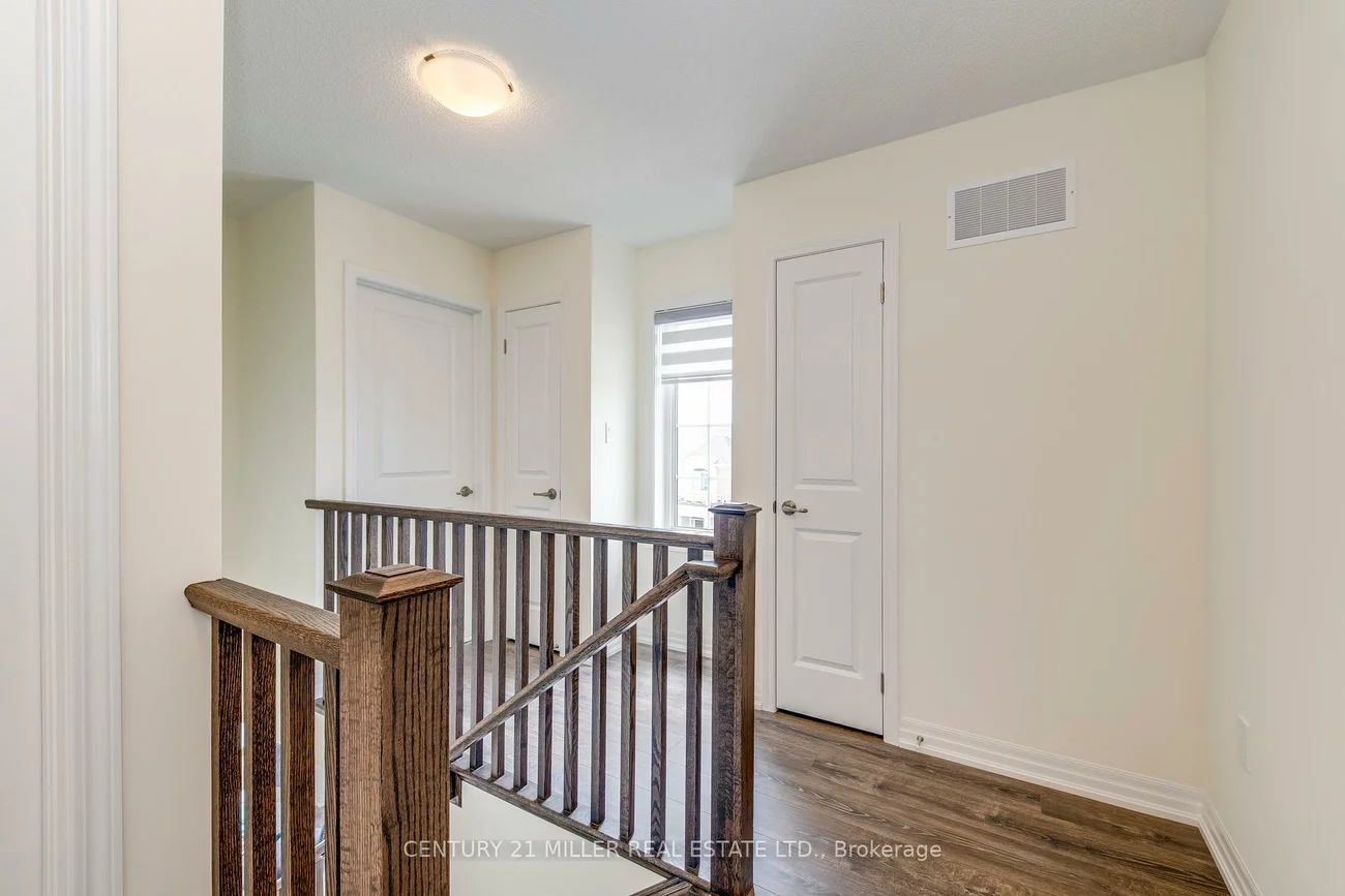 3473, Vernon Powell, 1008 - GO Glenorchy, Oakville