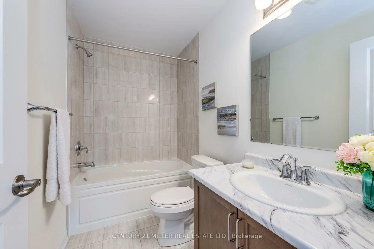 3473, Vernon Powell, 1008 - GO Glenorchy, Oakville