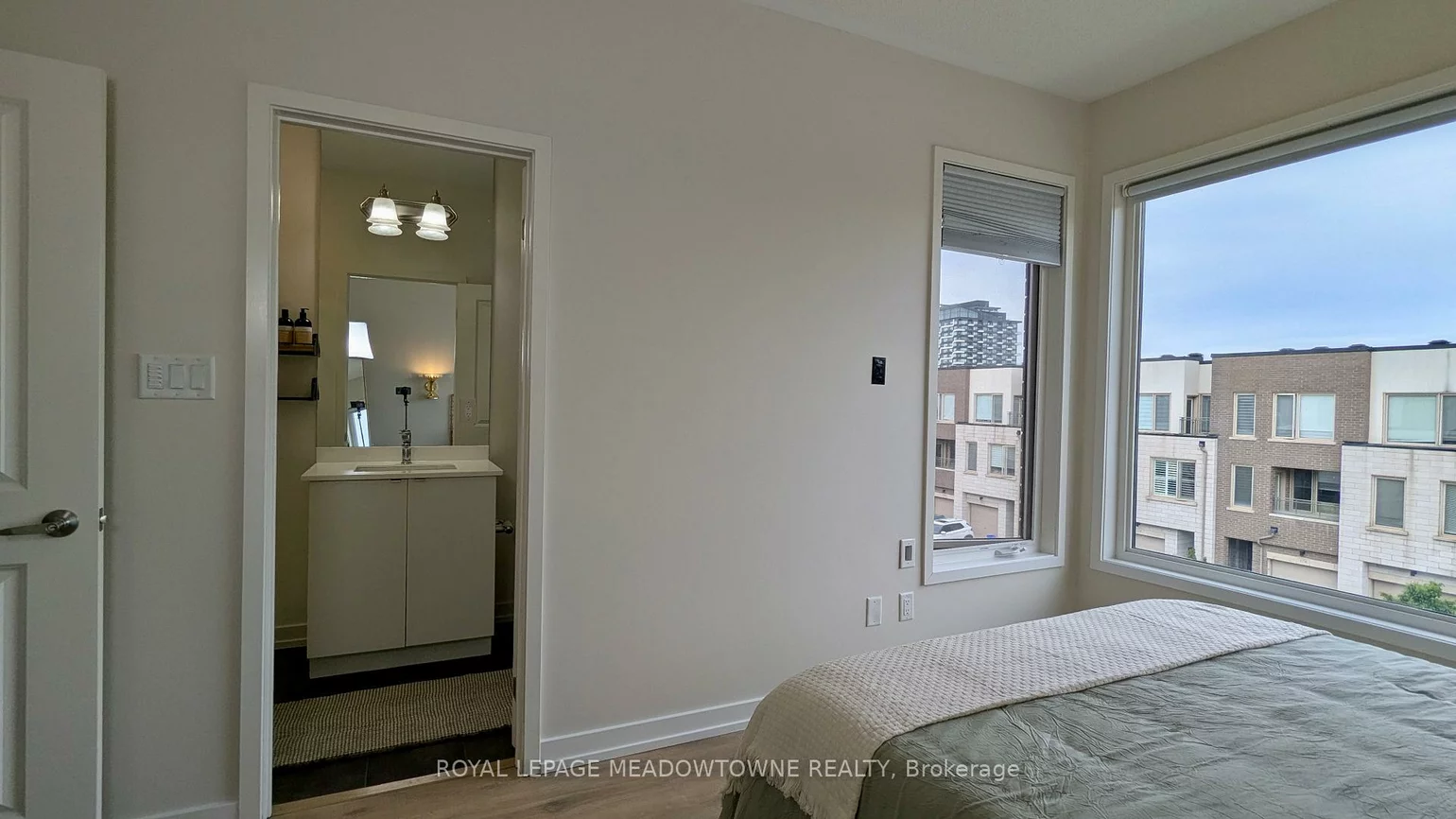 171, Huguenot, 1008 - GO Glenorchy, Oakville