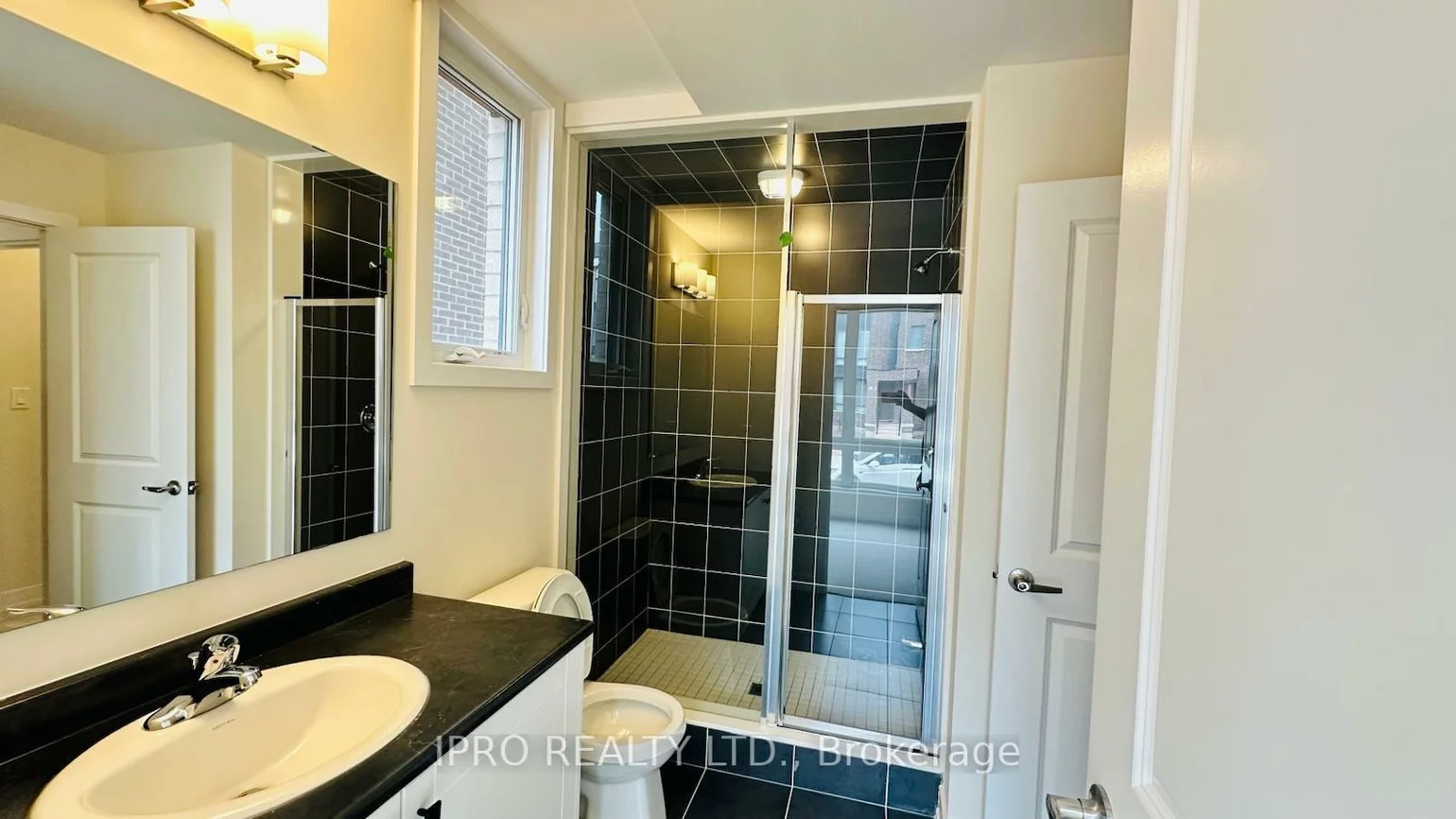 3098, Meadowridge, 1010 - JM Joshua Meadows, Oakville