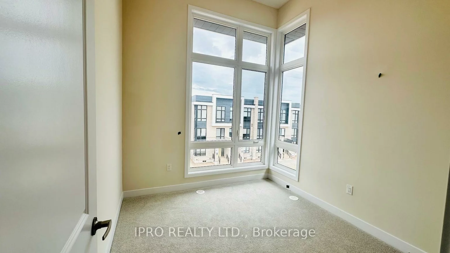 3098, Meadowridge, 1010 - JM Joshua Meadows, Oakville