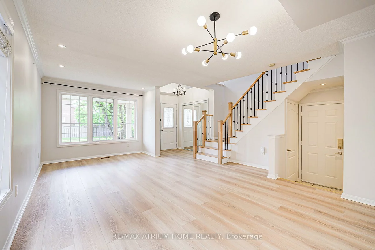 2293, Oakhaven, 1022 - WT West Oak Trails, Oakville