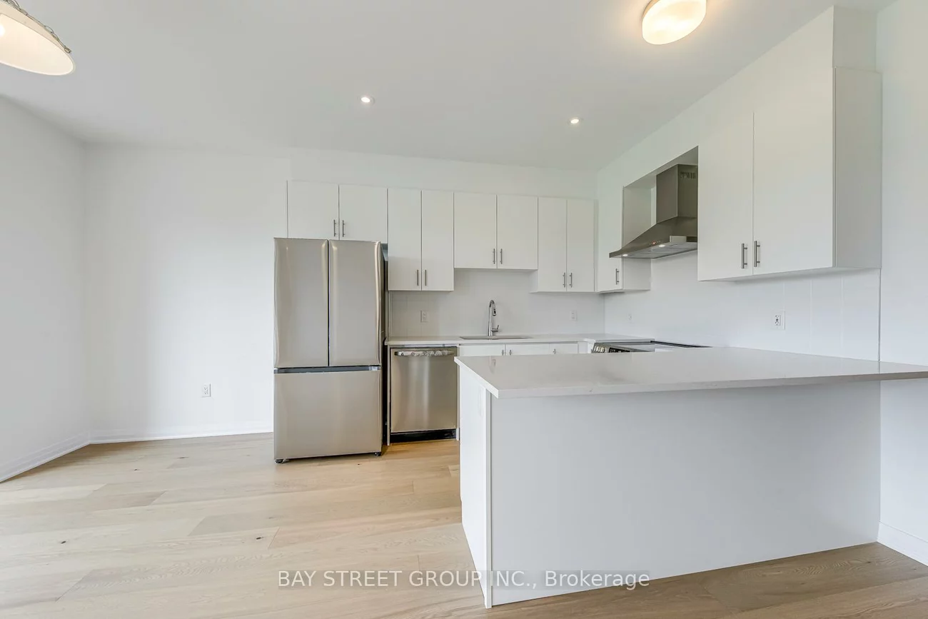 3226, Crystal, 1008 - GO Glenorchy, Oakville