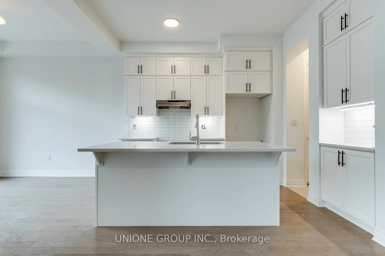 1198, Pelican, 1010 - JM Joshua Meadows, Oakville