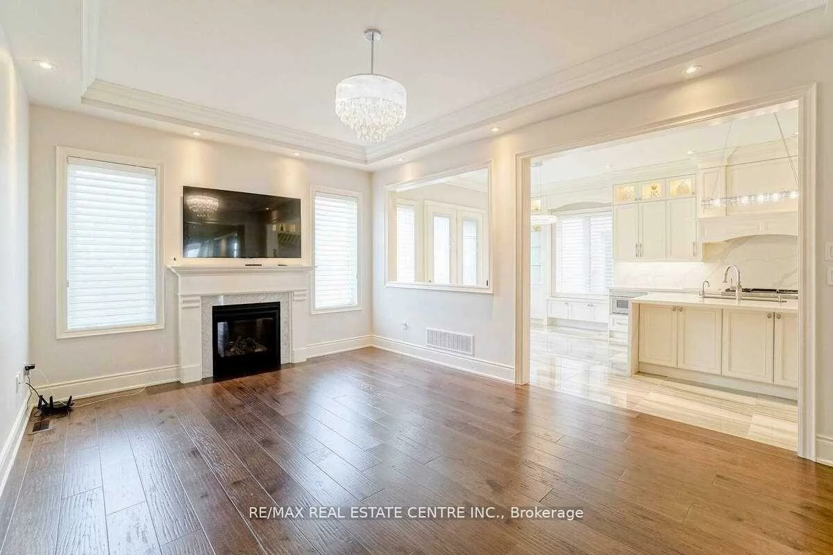 3109, William Rose, 1010 - JM Joshua Meadows, Oakville