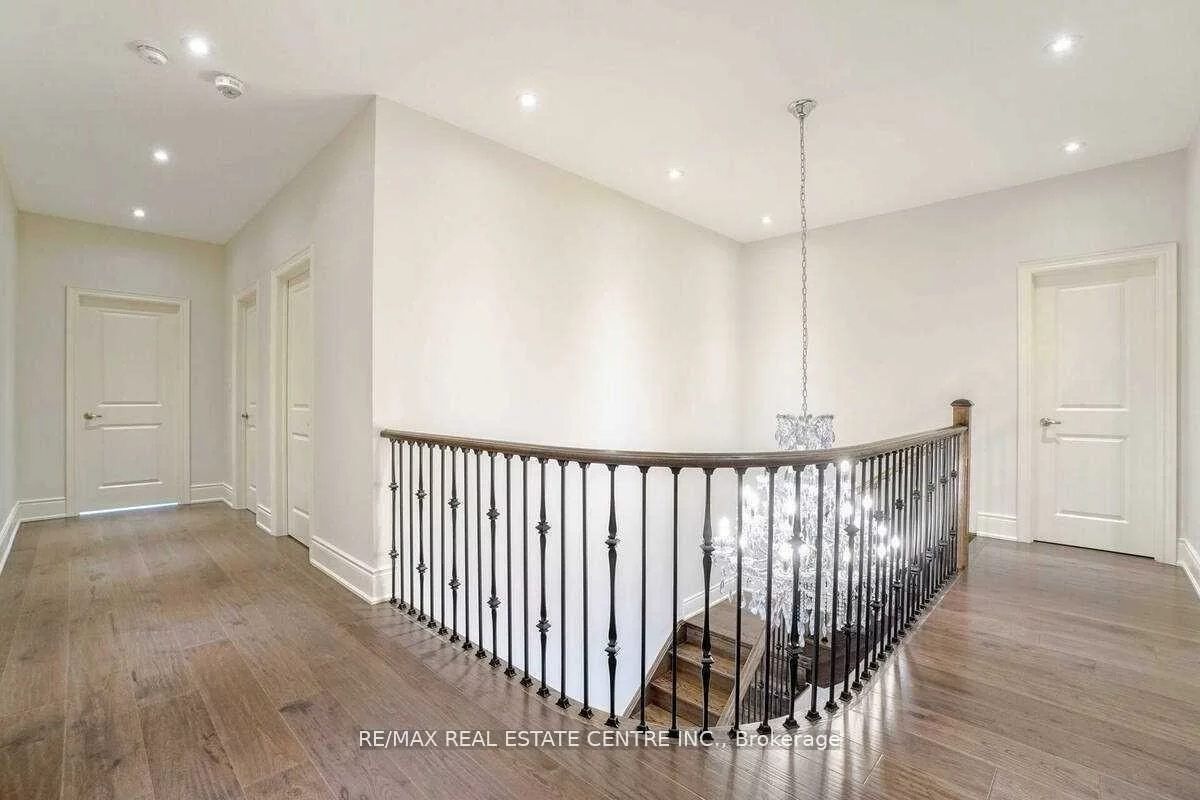 3109, William Rose, 1010 - JM Joshua Meadows, Oakville